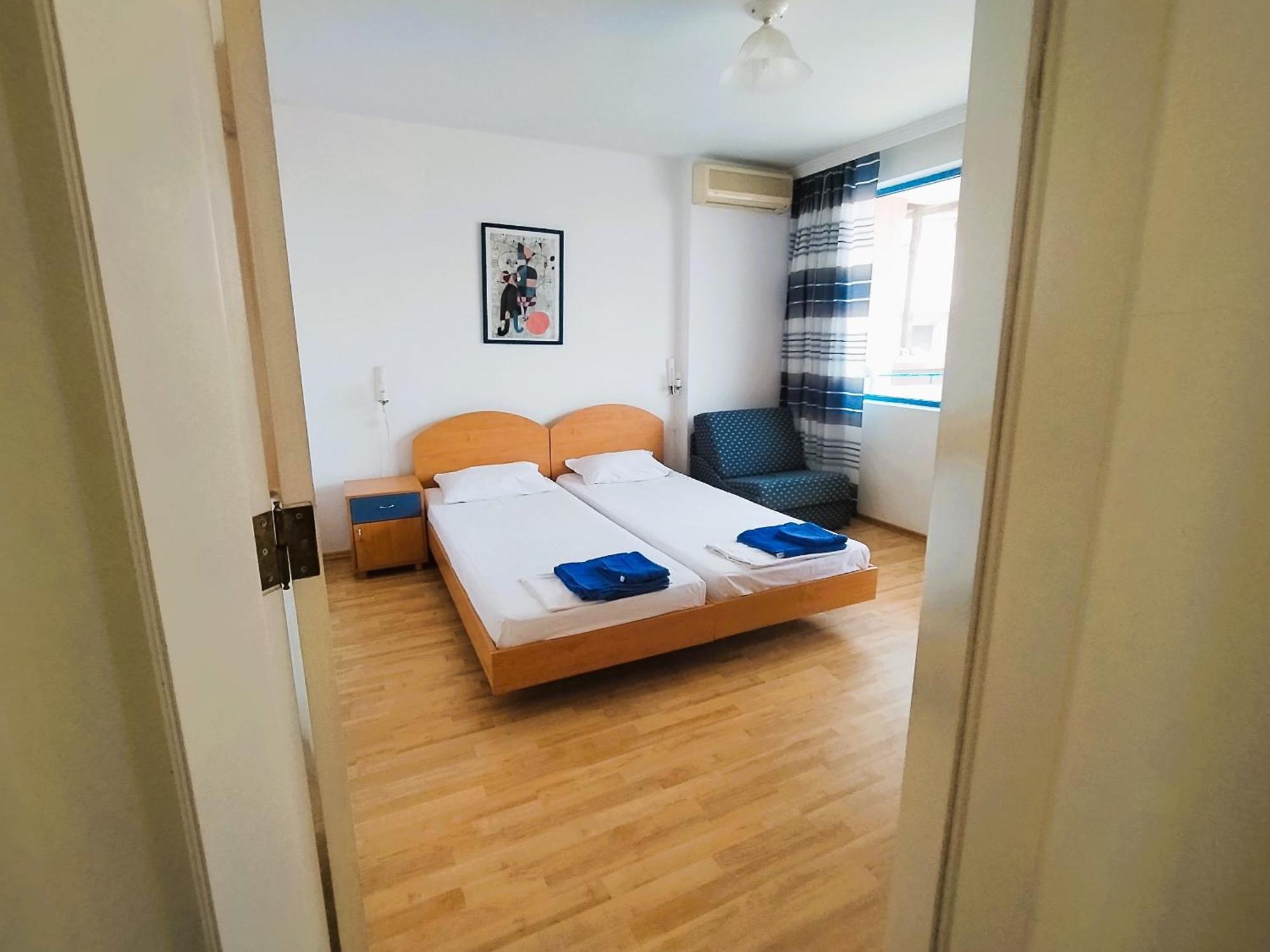 Lira Sto Apartments Pomorie Luaran gambar