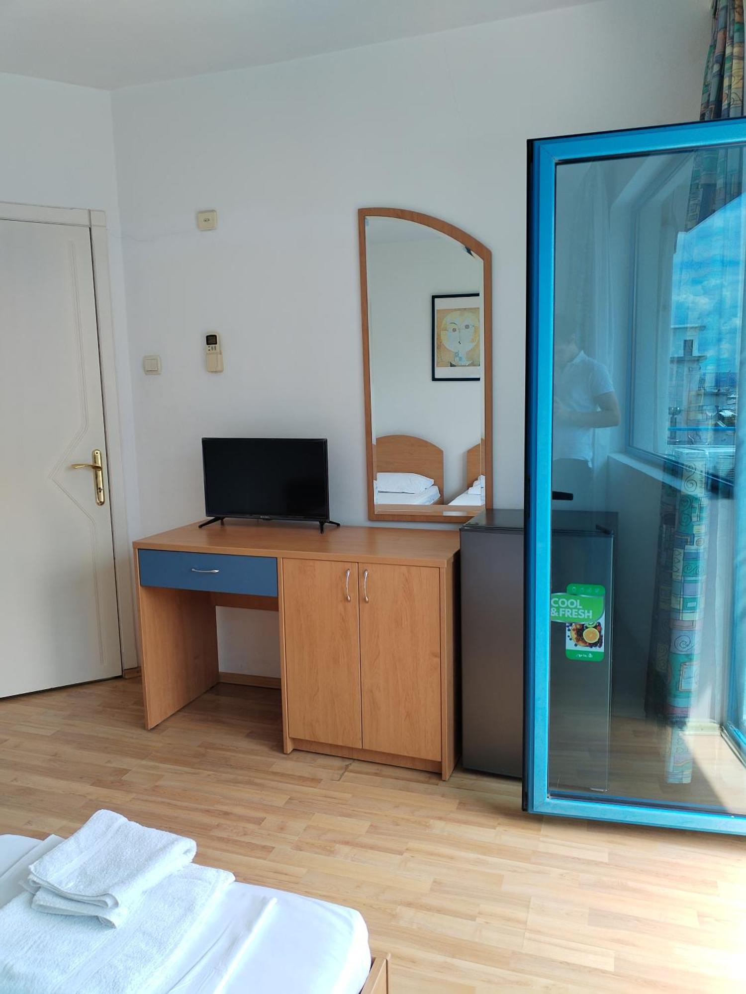 Lira Sto Apartments Pomorie Luaran gambar