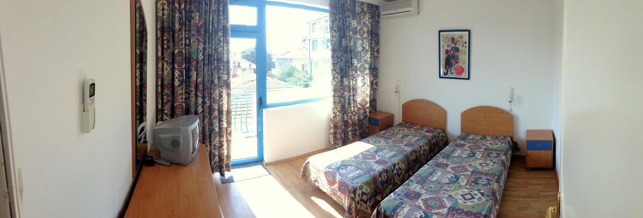 Lira Sto Apartments Pomorie Luaran gambar