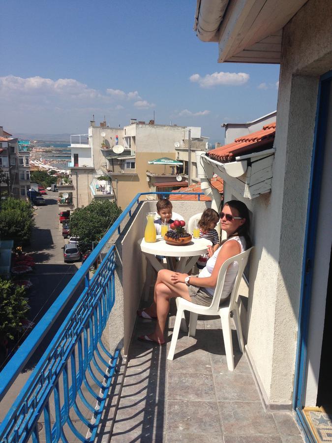 Lira Sto Apartments Pomorie Luaran gambar