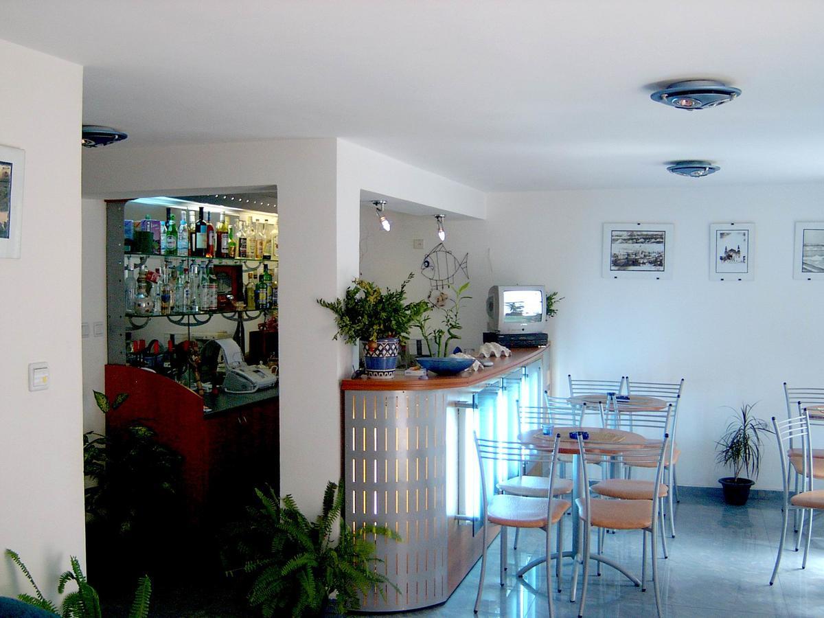 Lira Sto Apartments Pomorie Luaran gambar